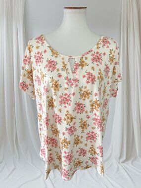 Expresso Off White/Multicolor Floral Keyhole Front Top-Size 2X-See Measurements